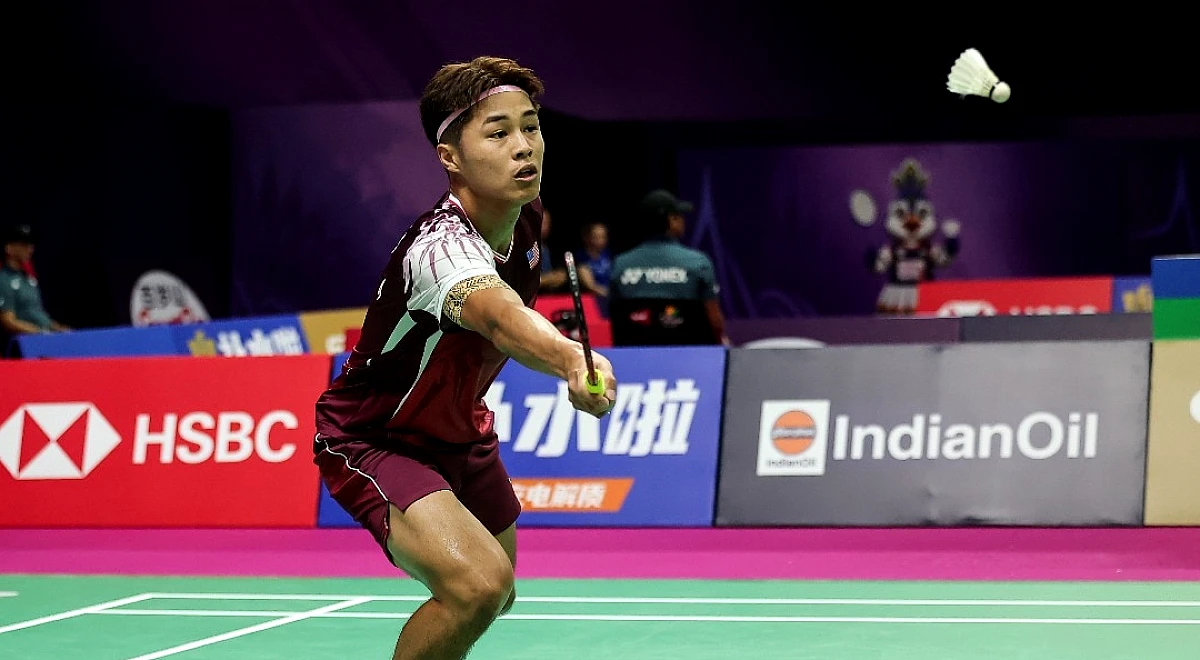 यह 18 वर्षीय खिलाड़ी शुक्रवार की वापसी टिकट के साथ BWF वर्ल्ड्स में आया था। फिर उसने लक्ष्य की पिटाई कर दी