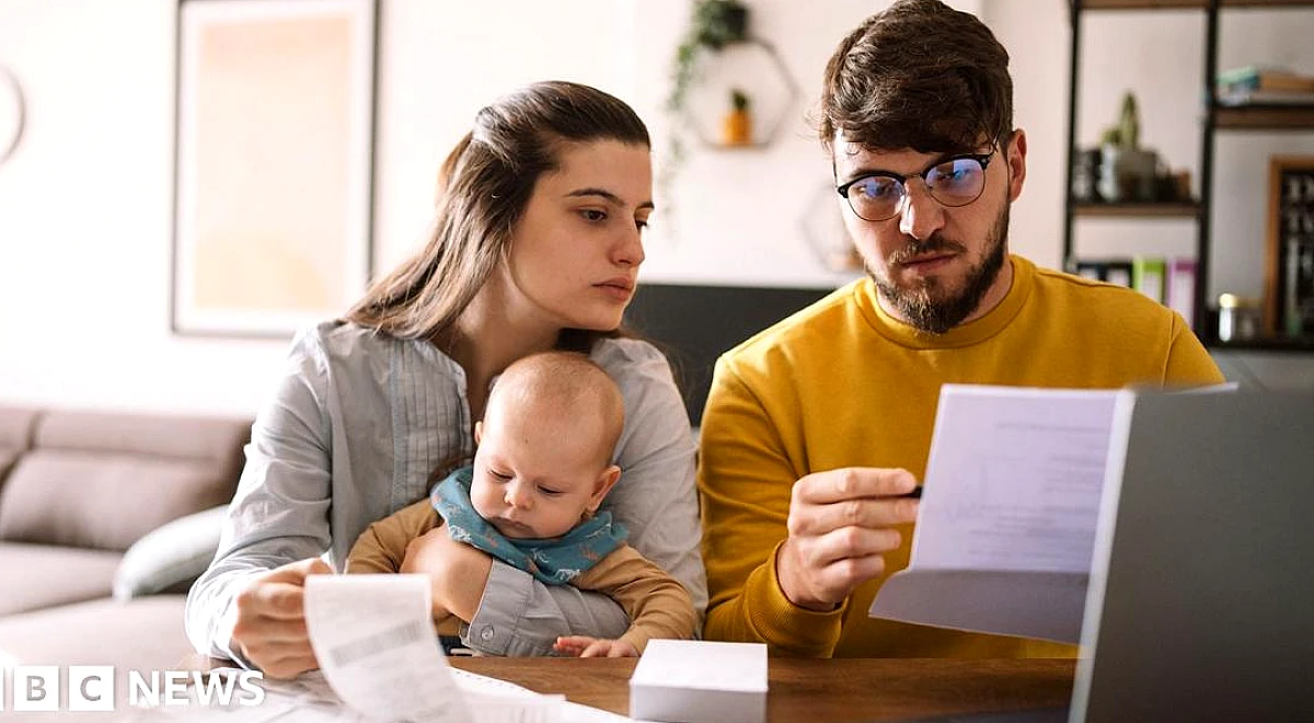 ऊर्जा बिलों में उछाल से ब्रिटेन में मुद्रास्फीति चार महीनों में उच्चतम दर पर पहुंच गई है