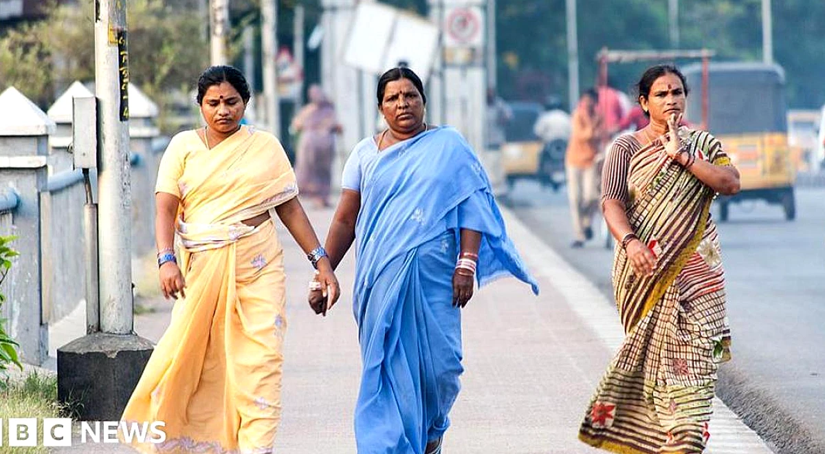 भारत पैदल चलने वालों का देश है - लेकिन इसके शहर उन्हें भूल गए
