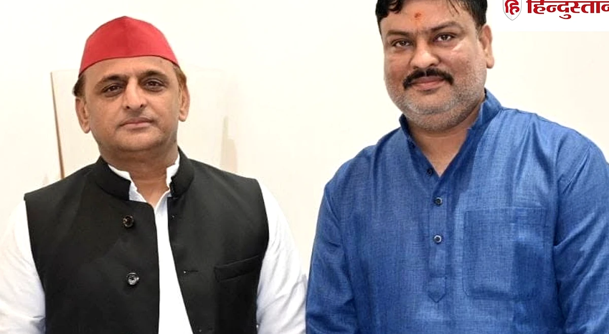 अखिलेश यादव ने पवन पांडेय को अयोध्या से सपा कैंडिडेट बनाया, चढ़ावा चोरी मुद्दे से चमकी राजनीति