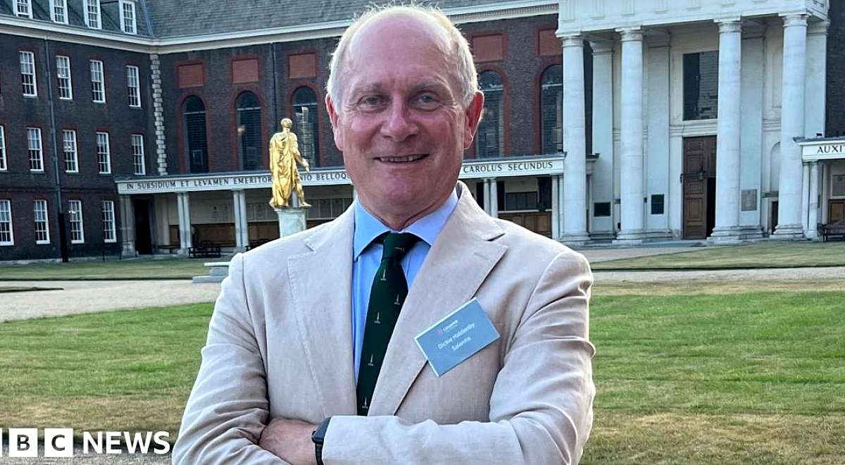 इनवॉइसिंग सॉफ्टवेयर की कीमतों में 1500% उछाल, UK बिजनेस ने कहा 'दिनदहाड़े लूट
