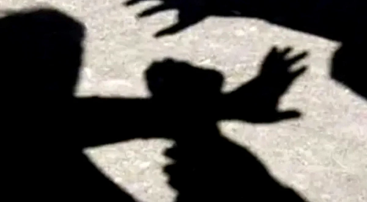 यूं ही नहीं मिलती आशीर्वाद की फीस! हिजड़ा बनकर महिला के घर घुसा शख्स, फिर किया हैवानियत