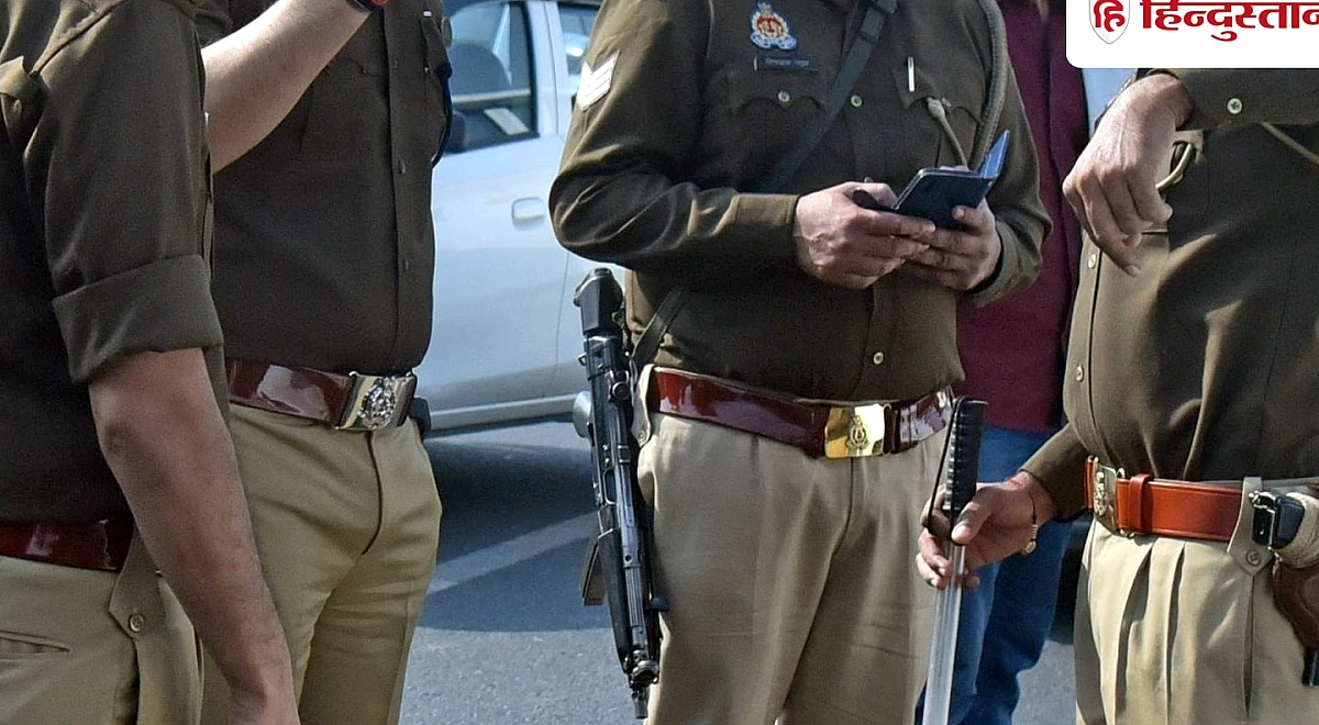 डीफार्मा की हिम्मती छात्रा ने छेड़छाड़ कर भाग रहे स्कूटी सवार को दौड़ा कर पकड़ा, जड़े कई थप्पड़
