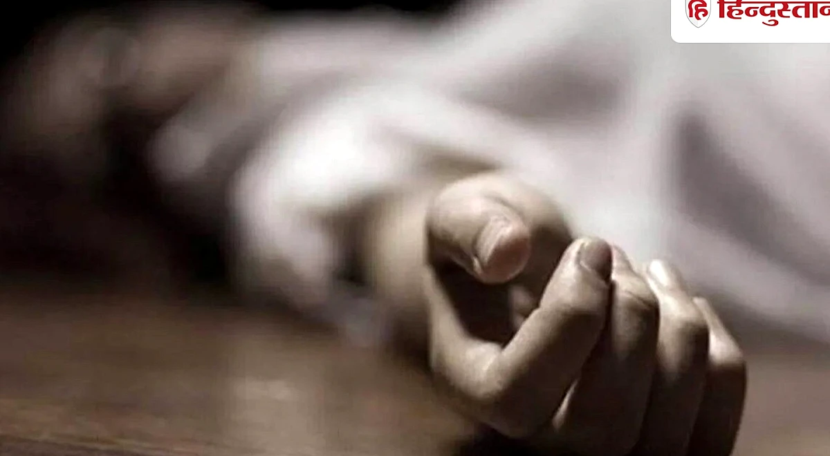 लोन चुकाने के दबाव में किसान की मौत, बैंककर्मियों ने ब्लैंक चेक पर करवाए थे साइन