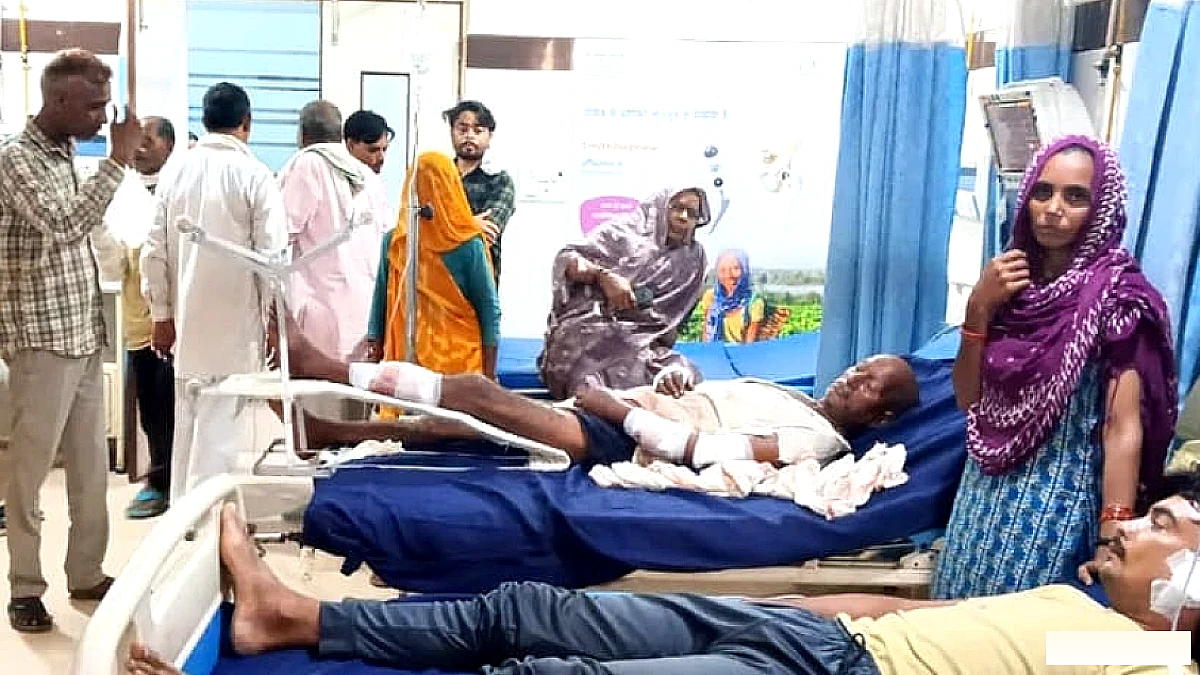 बच्चों के झगड़े में लाठी‑डंडे, दो मौतें, पाँच अस्पताल में भर्ती