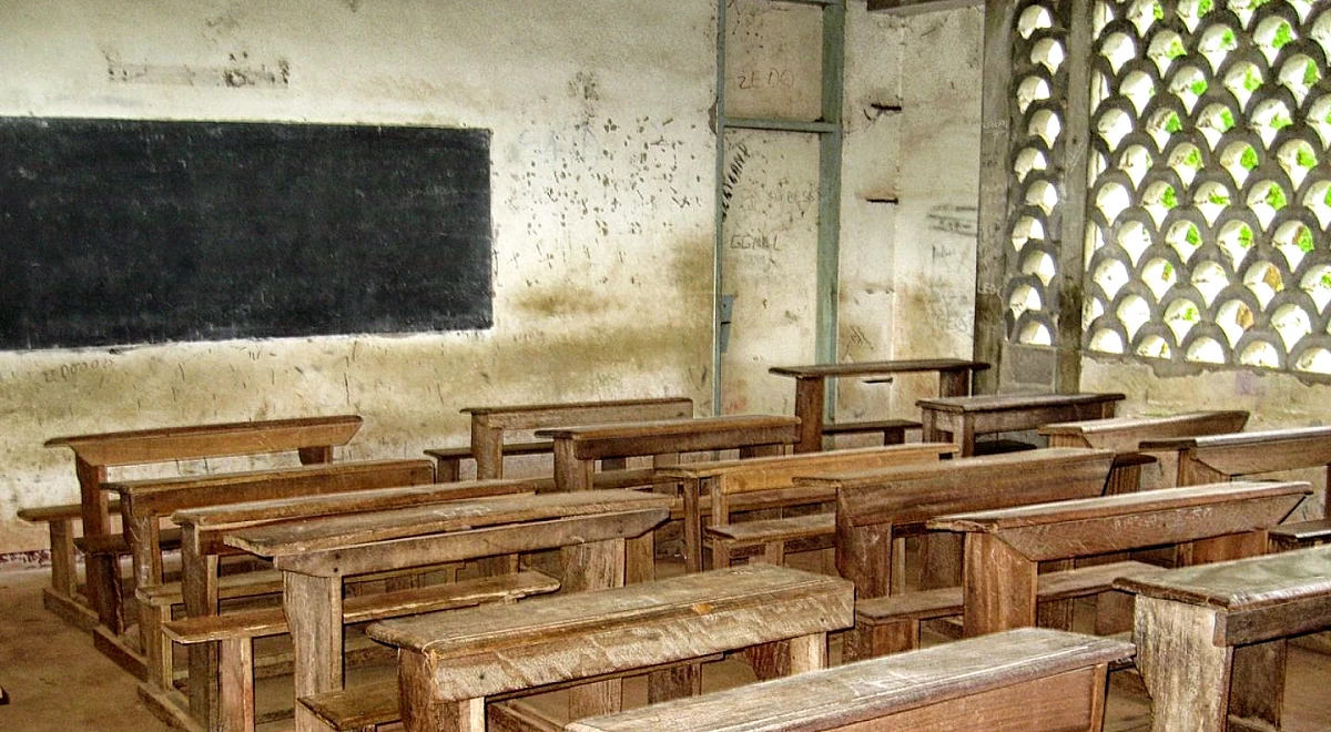 एनआरसी पर विरोध के बीच मणिपुर में स्कूल और कॉलेज बंद