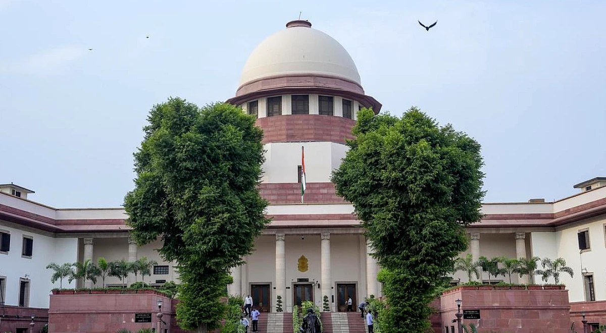 सुप्रीम कोर्ट ने प्रवेश स्तर की न्यायिक परीक्षा के लिए तीन साल की अनिवार्य कानूनी प्रैक्टिस को घटाकर एक साल कर दिया है