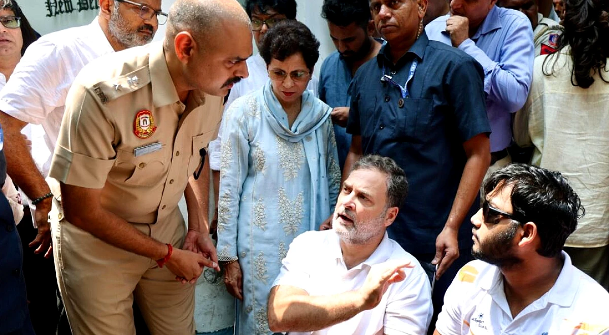 FIR दर्ज होने तक नहीं हटेंगे': राहुल गांधी का कहना है कि पीड़ित के शरीर पर 200 से अधिक छर्रे लगे, 3 उसकी आंखों में लगे