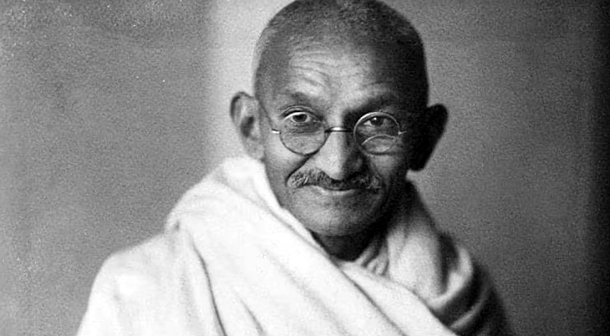 महात्मा गांधी के नोट रिकॉर्ड 1.7 मिलियन डॉलर में बिके