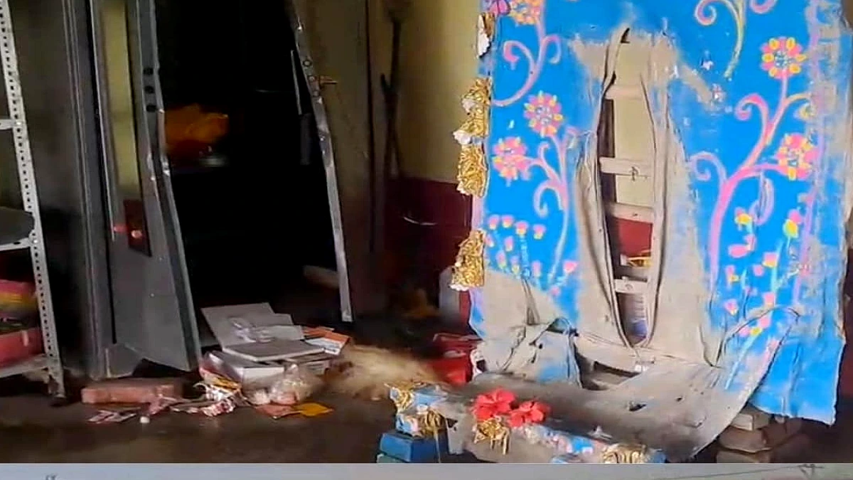 सुपौल के धर्मपट्टी काली मंदिर से 5 लाख की सोने‑चांदी की आभूषण चोरी, चोर फरार