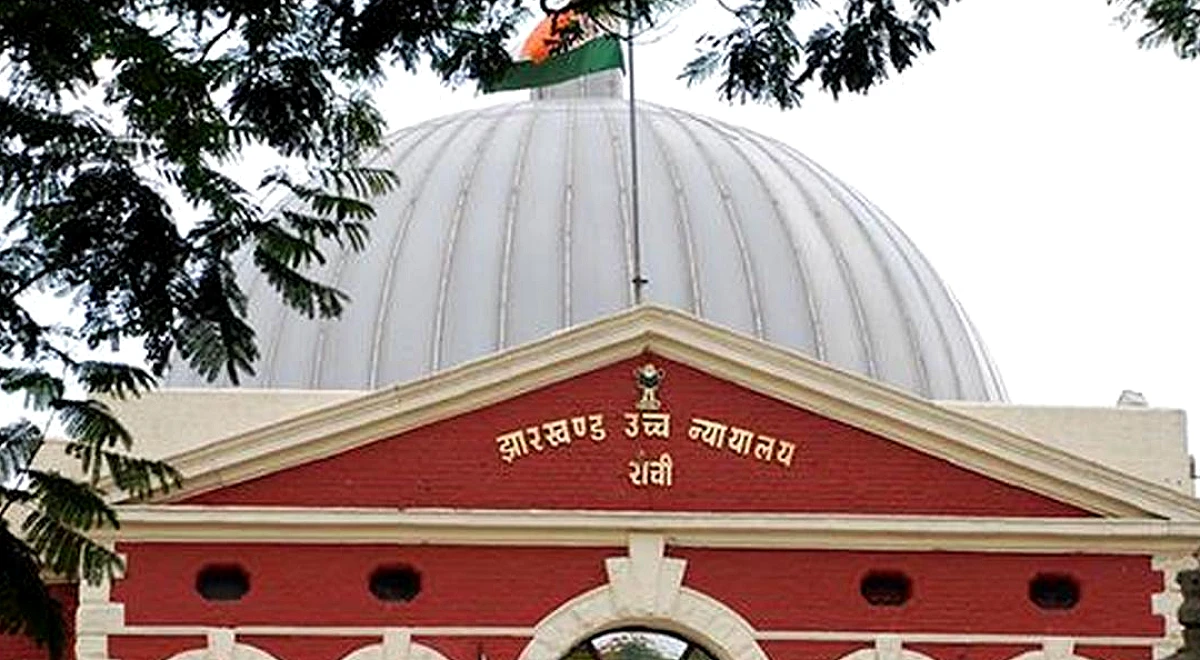 झारखंड परीक्षा प्रदर्शनकारियों ने सरकार पर 'विश्वासघात' का आरोप लगाया क्योंकि उच्च न्यायालय ने कई नौकरी परीक्षाओं को रद्द करने पर रोक लगा दी है