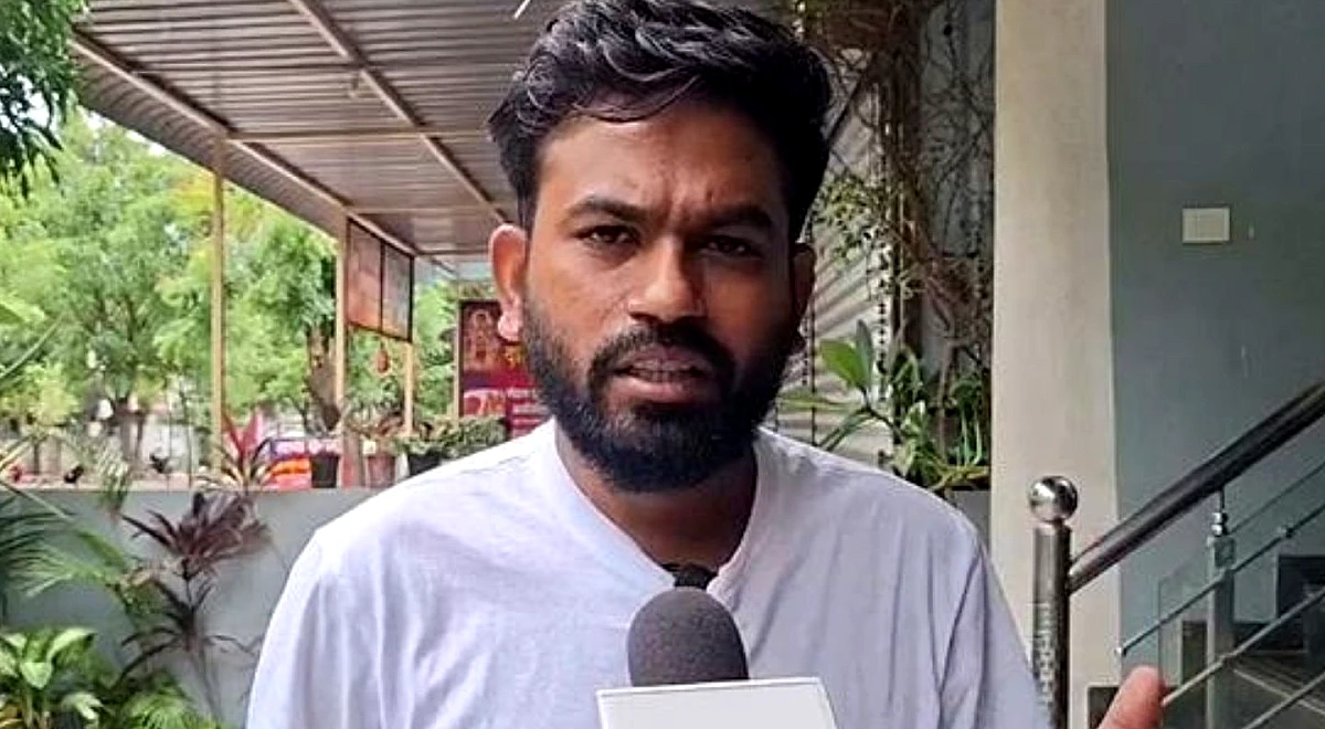महाराष्ट्र के लातूर में स्कूल में कथित घुसपैठ को लेकर सीजेपी संयोजक अभिजीत दिपके पर मामला दर्ज किया गया है