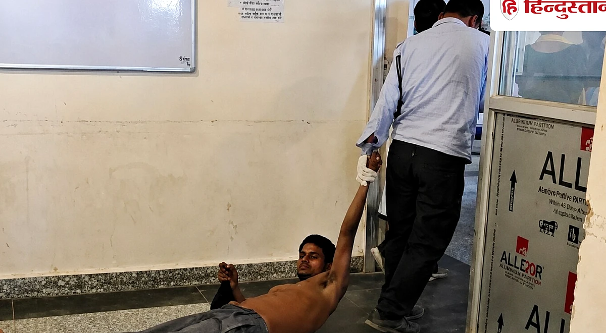मरीज से जानवर जैसा सलूक, फर्श पर घसीटकर ले गए, 3 दिन तक भर्ती नहीं किया; DMCH में इंसानियत तार-तार