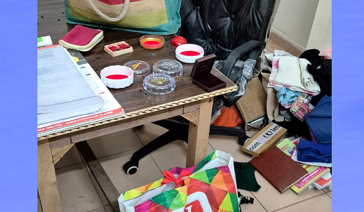 कानपुर: एक ही कॉम्प्लेक्स में चार सुनसान मकानों के ताले तोड़कर 10 लाख की चोरी, पुलिस ने छानबीन शुरू की