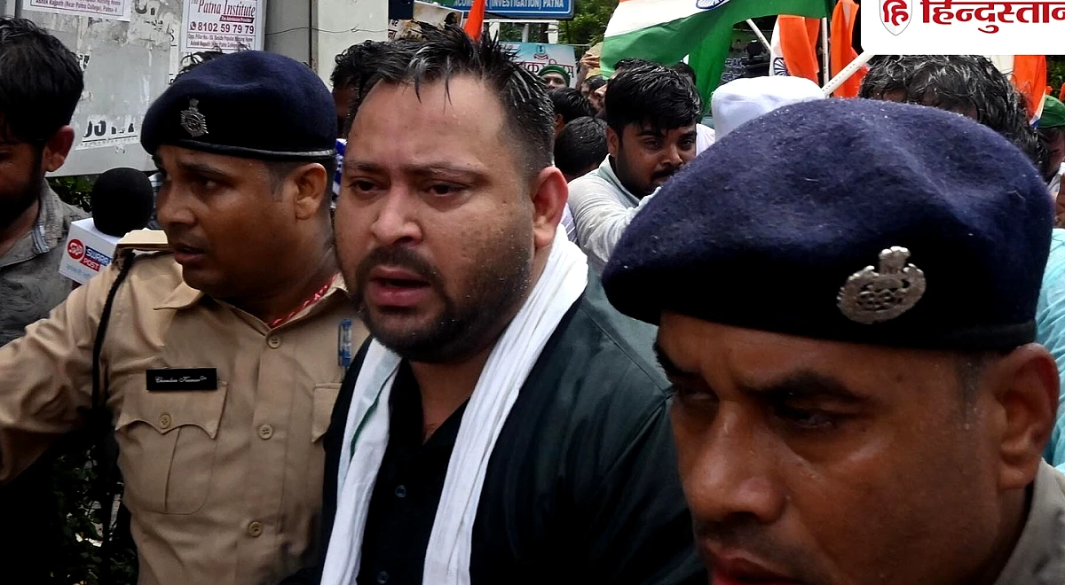 राजद के फेसबुक पर भाजपा को गाली और जूता मारने की बात, थाने में शिकायत; तेजस्वी के खिलाफ कार्रवाई की मांग