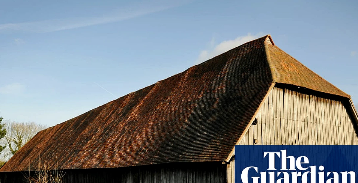 Heathrow expansion ‘is threat to England’s largest surviving medieval barn’