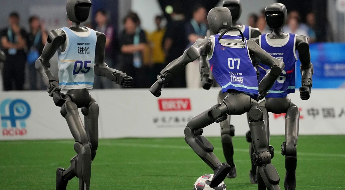 Faster than Usain Bolt: Chinese robot smashes 100m record at humanoid games