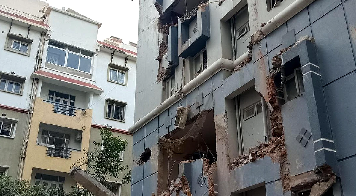 Gachibowli building collapse that killed two was served notice 66 days earlier over unauthorised construction