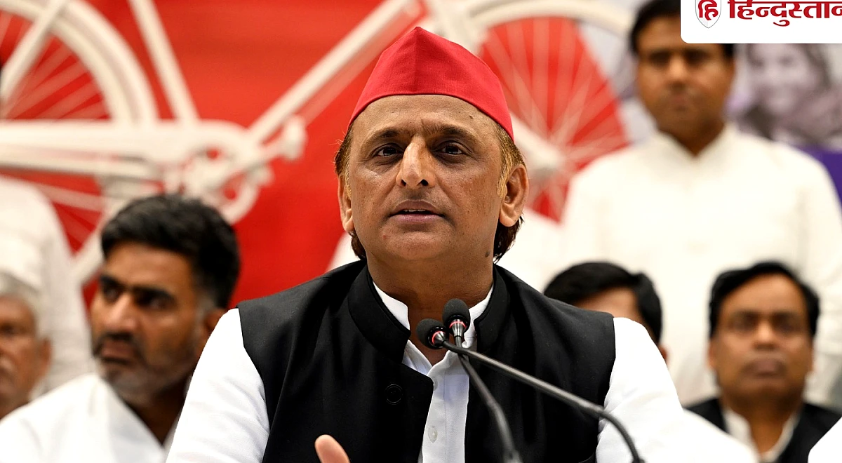 10 दिखाया, 16 गटकाया...कार से सोने के बिस्कुट मिलने पर अखिलेश का यूपी पुलिस पर आरोप