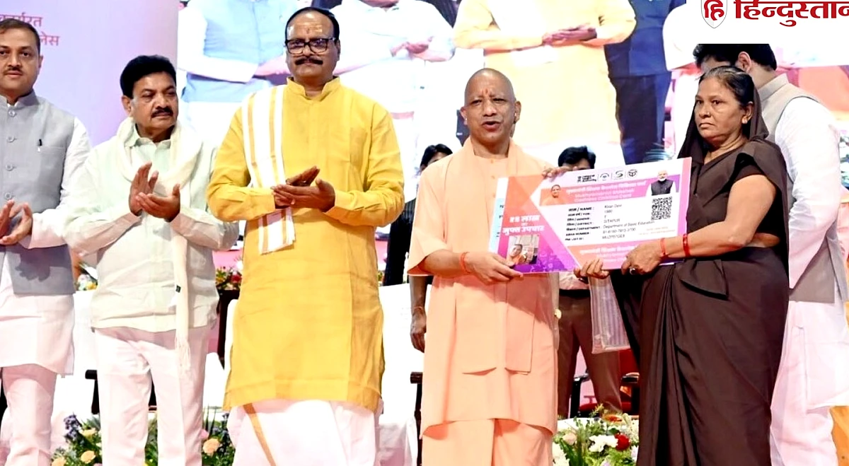 रक्षाबंधन से पहले 'रसोइया बहनों' को CM योगी का गिफ्ट, मानदेय में इजाफा के अलावा 3 और सौगात