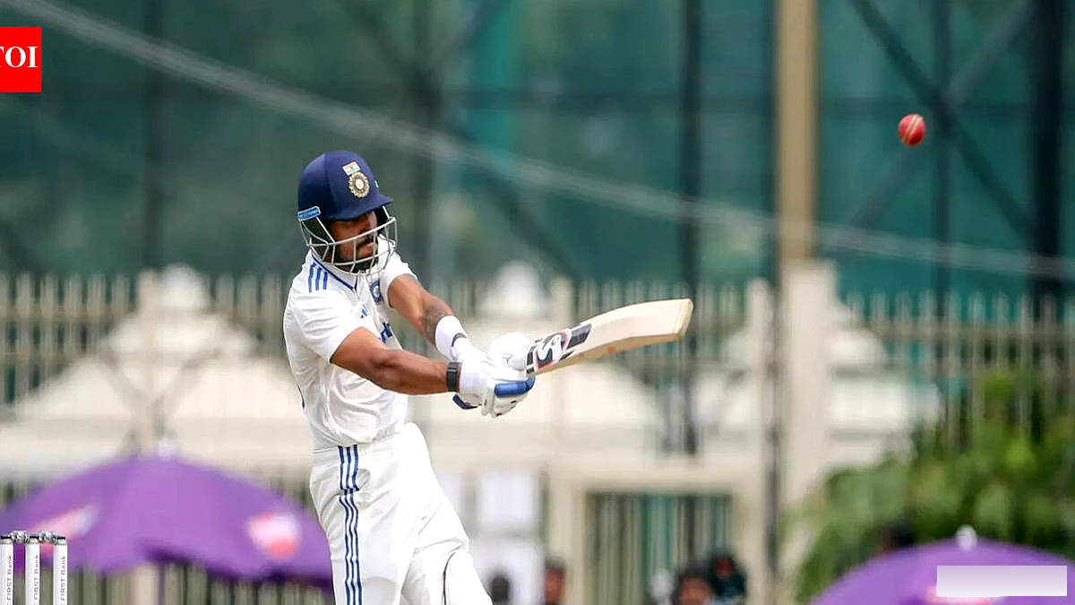 IND vs SL, दूसरा टेस्ट: चुनौतीपूर्ण शुरुआती दिन में टिकने के बाद भारत की नजर बड़े स्कोर पर है