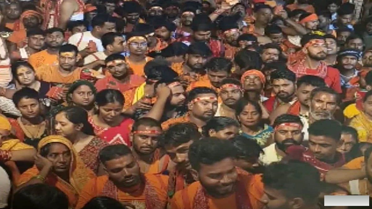 मुजफ्फरपुर में चौथी सोमवारी पर बाबा गरीबनाथ मंदिर में डेढ़ लाख श्रद्धालुओं का धाम