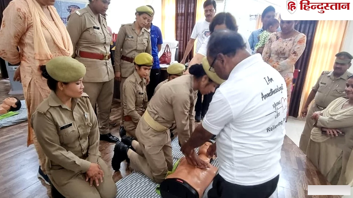 इस डॉक्टर ने आठ लाख से अधिक लोगों को सिखाया ऐसा हुनर कि राष्ट्रीय स्तर पर हो रही तारीफ