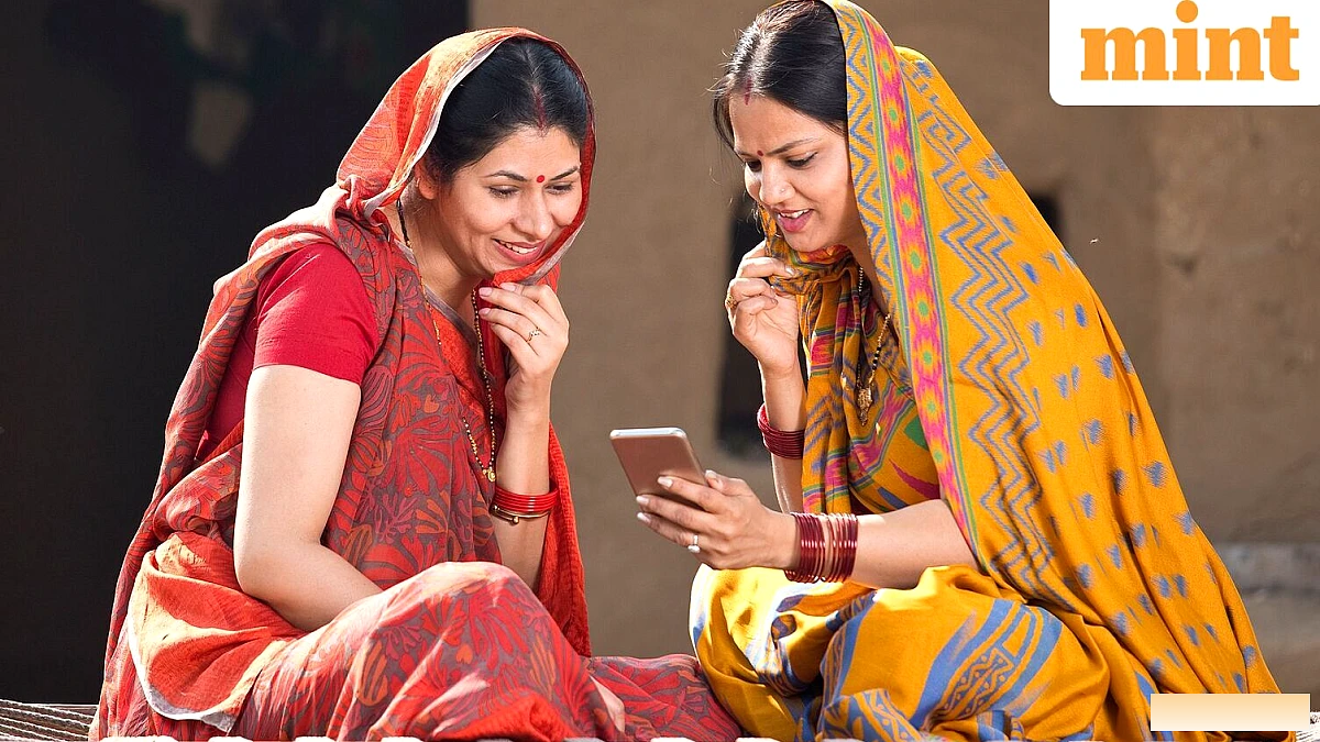 महिलाओं के पास बैंक खाते हैं, लेकिन डिजिटल वित्त अंतर प्लेटफ़ॉर्म कार्य तक पहुंच को सीमित करता है: ILO-NCAER