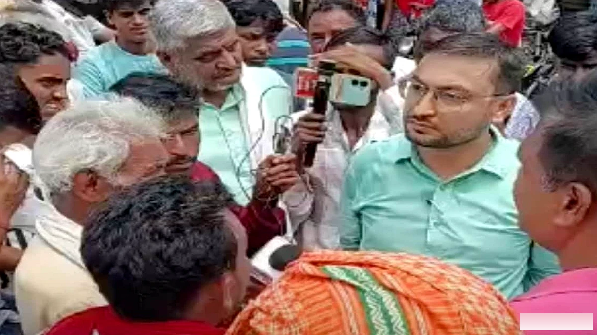 भोजपुर के सहार में खाद की कालाबाजारी के खिलाफ भाकपा (माले) का प्रदर्शन, सड़क जाम