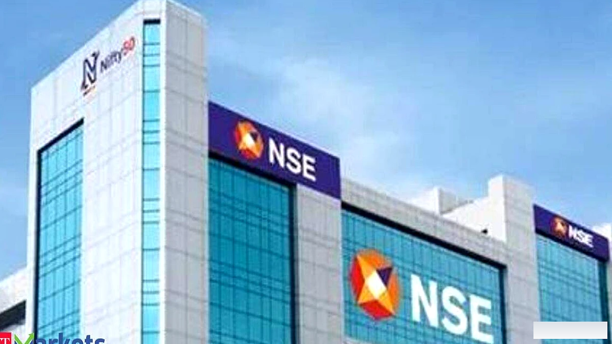 एनएसई IPO जल्द आ रहा है: क्या निवेशकों को अभी गैर-सूचीबद्ध शेयर खरीदना चाहिए या मेगा इश्यू का इंतजार करना चाहिए?