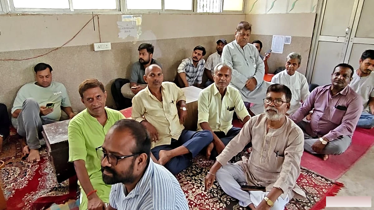 पेपरलेस रजिस्ट्री के विरोध में डीड राइटरों का आंदोलन तेज, कांग्रेस का मिला समर्थन; दी ये चेतावनी