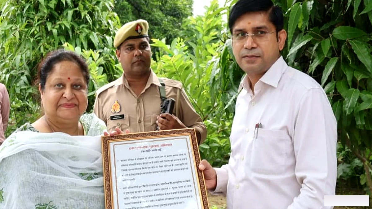 संगीता सिंह ने मुरादाबाद मंडलायुक्त का पद संभाला, आंजनेय कुमार को दिया गया स्थानांतरण