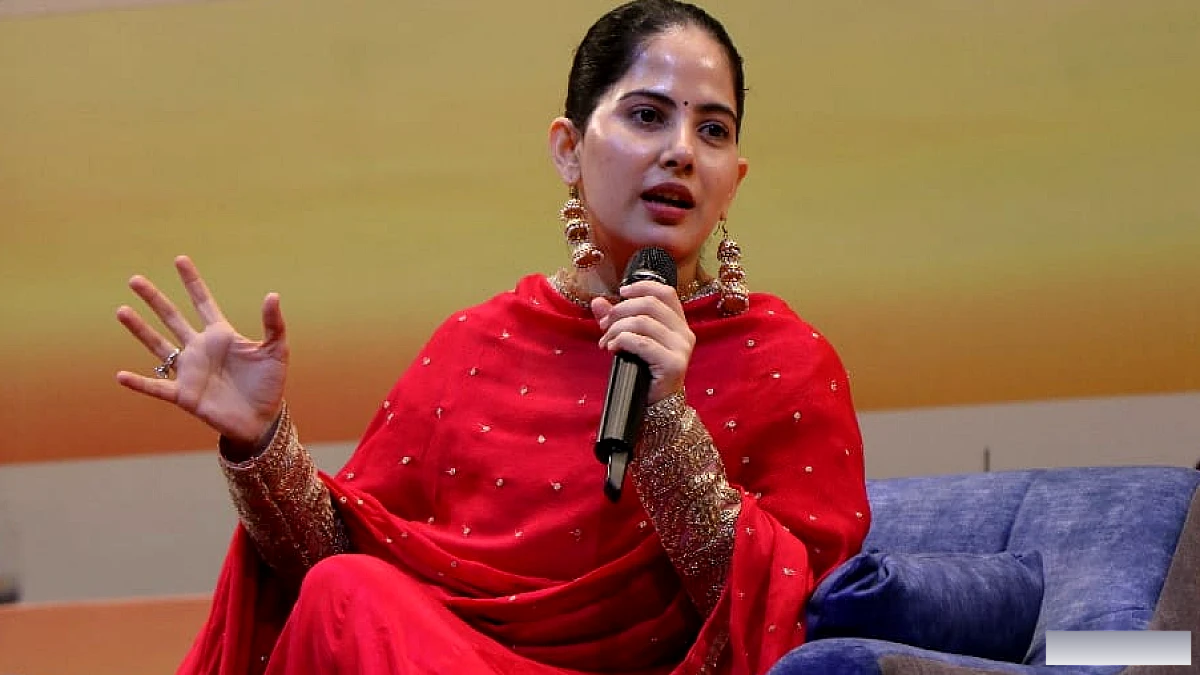 जया किशोरी ने बताया बेहतर इंसान बनने का मंत्र, कहा- संस्कार, संयम और संवेदनशीलता रखें