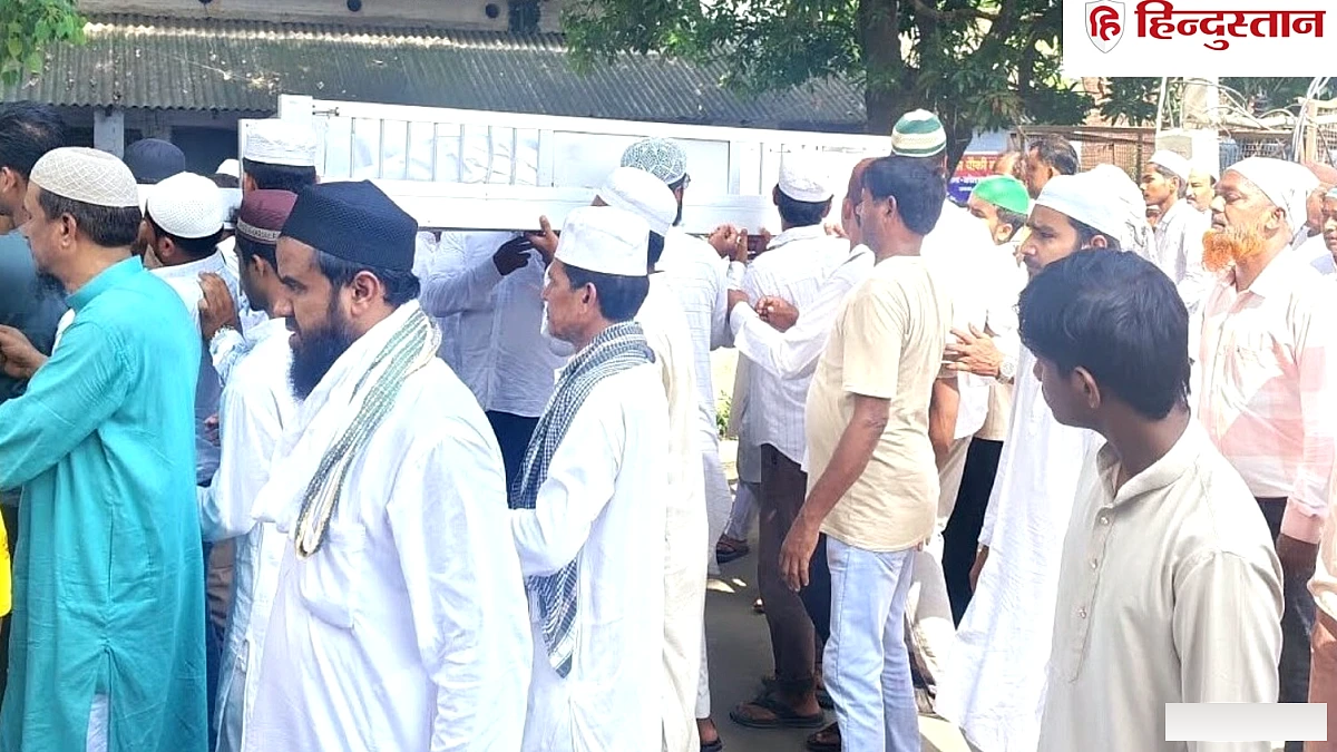 एक ही परिवार से उठे चार जनाजे; बारावफात पर पसरा मातम, अंतिम यात्रा में हजारों की भीड़