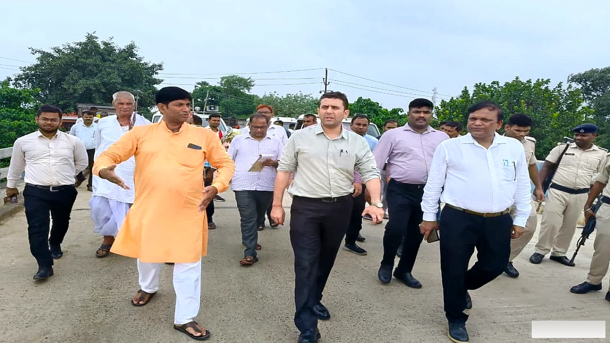 बिहार के औद्योगिक जिले को बाढ़ से बचाने की बड़ी तैयारी; गंगा के तेवर की बेगूसराय में निगरानी