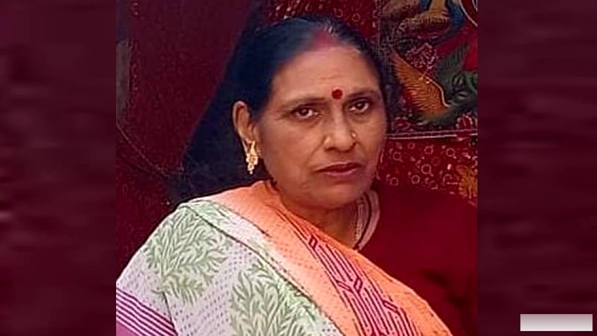 बाइक में टक्कर मार डंपर ने वृद्धा को 70 मीटर घसीटता, मौत से मचा कोहराम