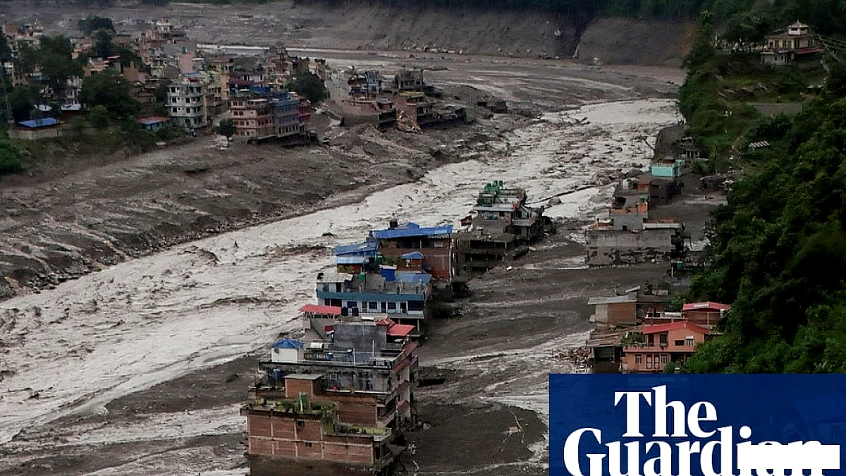 नेपाल में बाढ़ के बाद लापता ब्रिटिश नागरिकों में 13 वर्षीय लड़की भी शामिल है