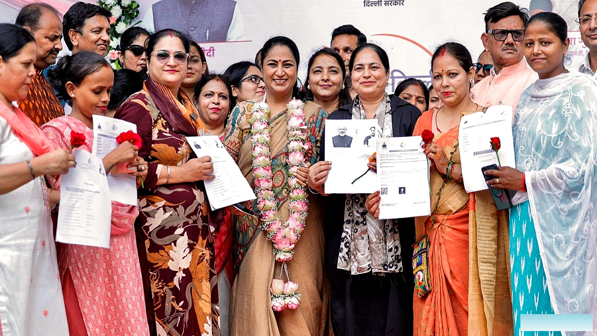 दिल्ली की शहरी नीतियों पर गहन रिपोर्टिंग: देवांश मित्तल की कहानियाँ