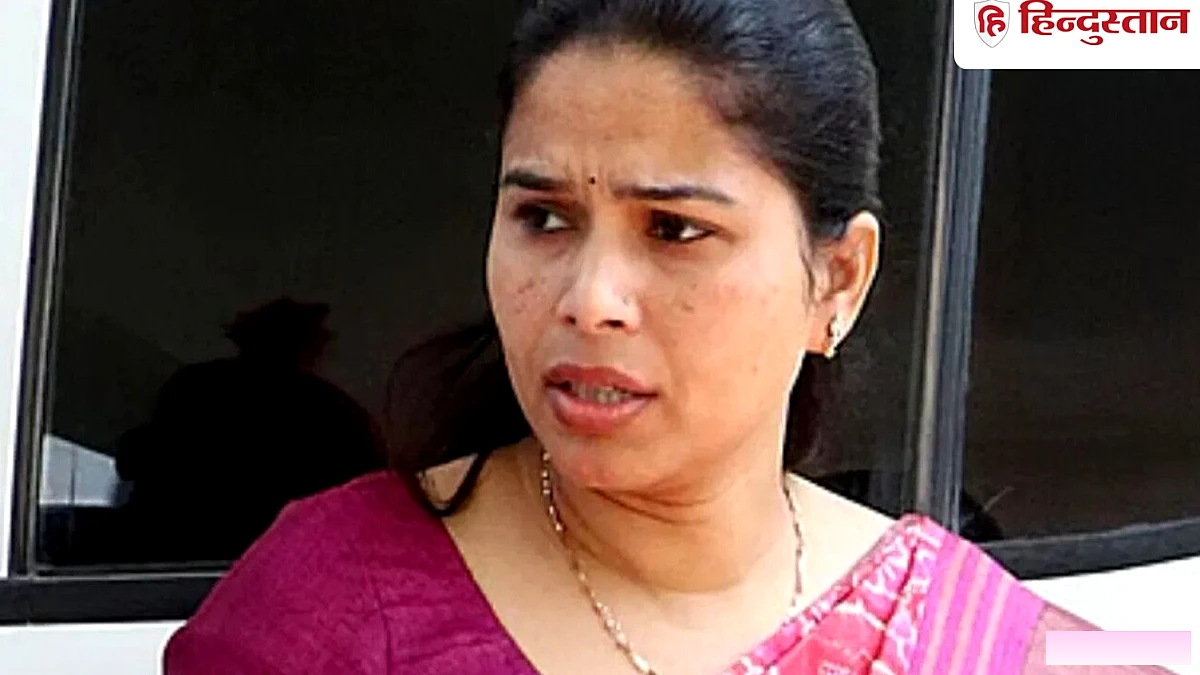 सपा के जाल में नहीं फंसेंगी महिलाएं, डिंपल के अपमान को लेकर पूजा पाल ने अखिलेश यादव को घेरा
