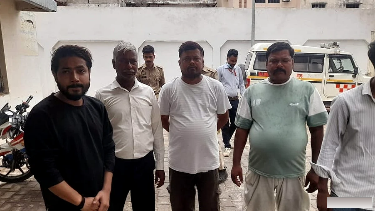 रेलवे कर्मचारी की मृत्यु: रक्षाबंधन पर घर लौटने का वादा, माँ ने बार-बार पूछा 'कहाँ है बेटा', शव कफन में मिला