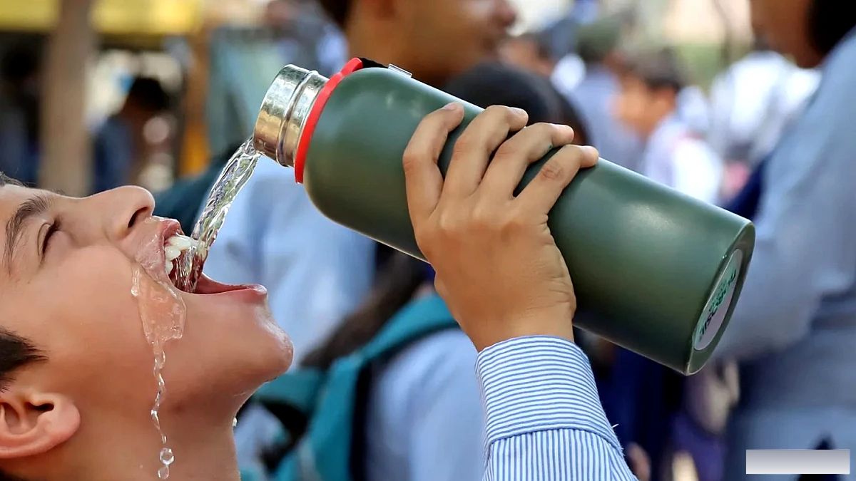 जलवायु परिवर्तन, गर्मी के तनाव से 145 मिलियन भारतीय बच्चों में निर्जलीकरण, हीटस्ट्रोक का खतरा: अध्ययन