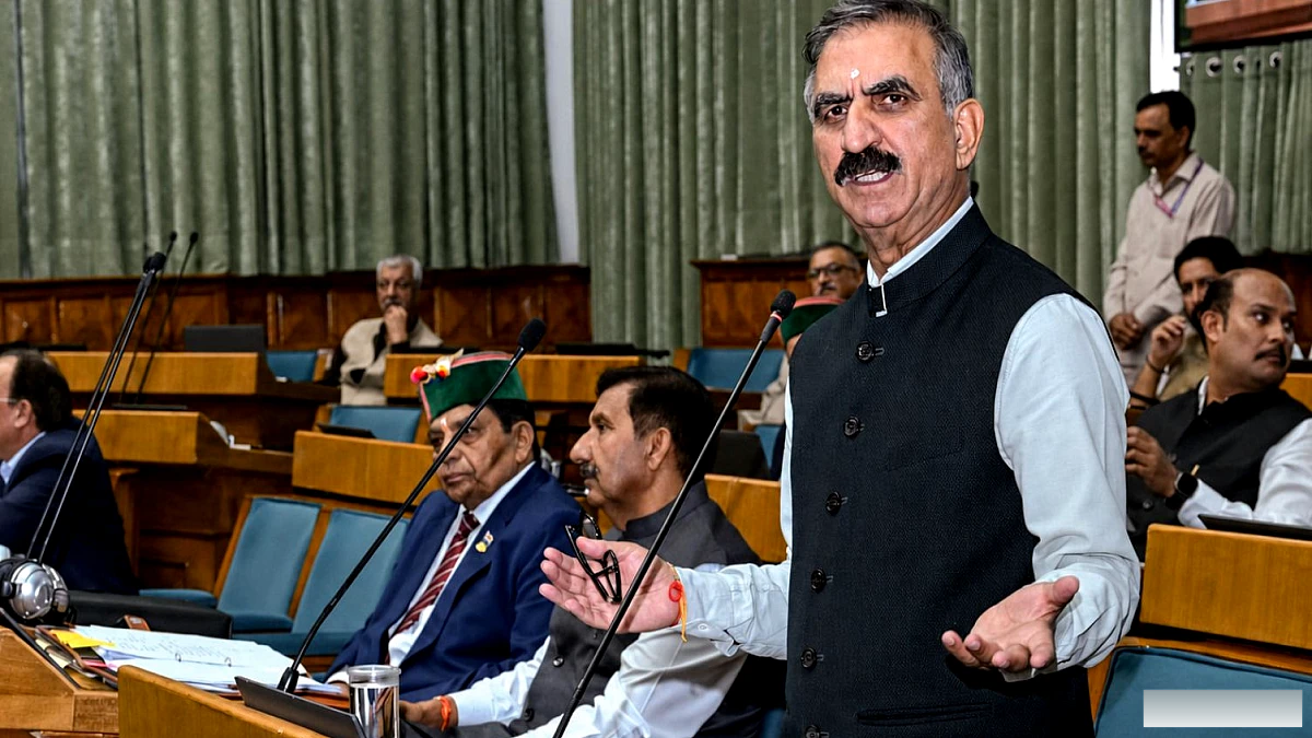 2,700 रुपये की ज़मीन सरकार को 18 लाख रुपये में बेची गई?': हिमाचल के मुख्यमंत्री का जवाब