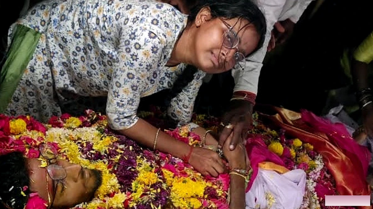 बहन ने भाई को बांधी आखिरी राखी, शव के साथ मनाया रक्षाबंधन