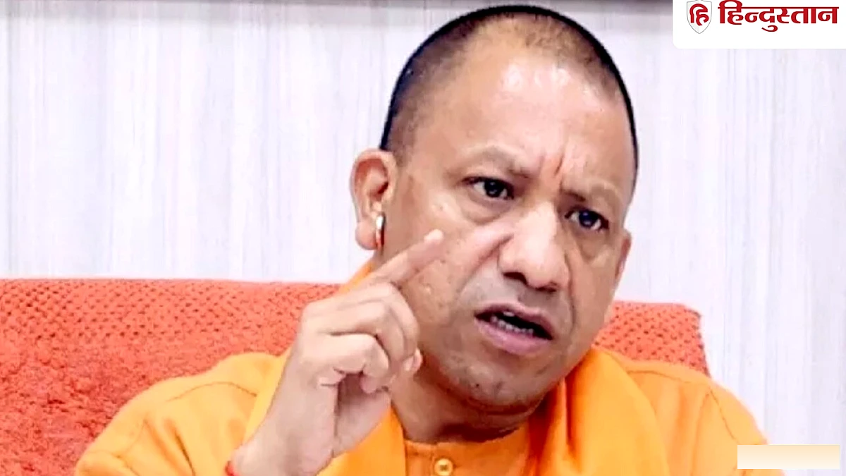 बलिया में बाढ़ग्रस्त क्षेत्रों का आज हवाई सर्वे करेंगे योगी, पीड़ितों को बांटेंगे राहत सामग्री