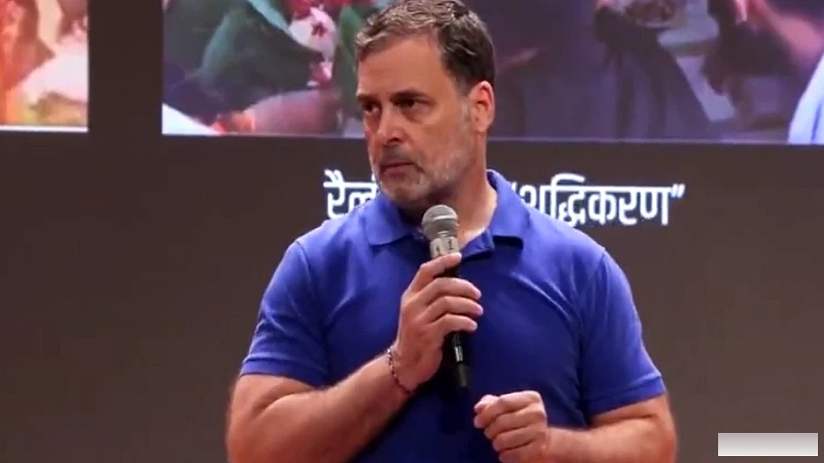 'खड़गे के मंच का शुद्धिकरण करने वालों पर FIR करने का आदेश दें पीएम', राहुल गांधी की मांग