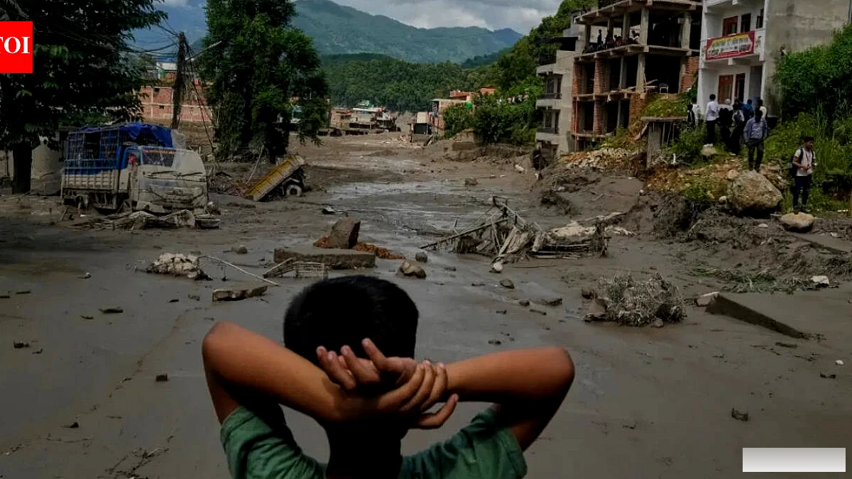 नेपाल के हिमालय में प्राकृतिक आपदाओं के पीछे छिपे खतरे