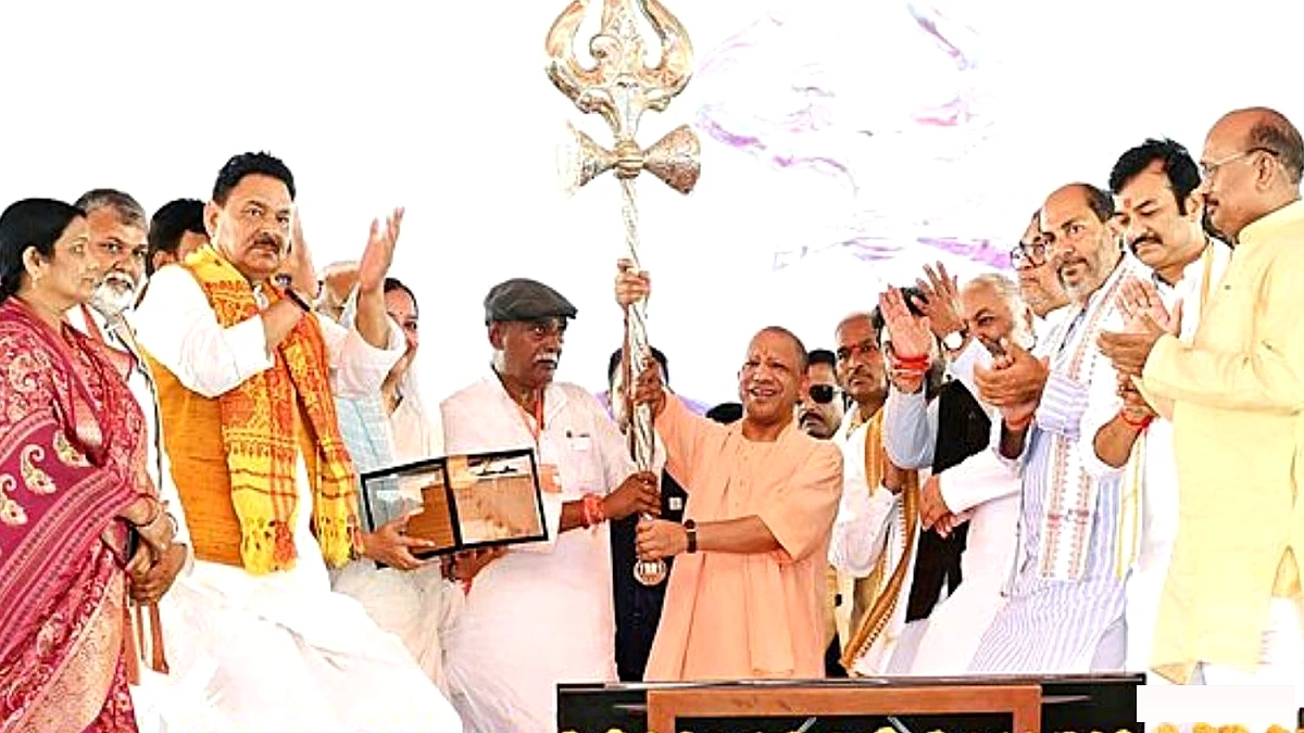 लखनऊ के जेपी सेंटर पर 'सैफई सिंडिकेट' ने खर्च किए 864 करोड़ रुपये, फिर भी अधूरा छोड़ा: यूपी सीएम