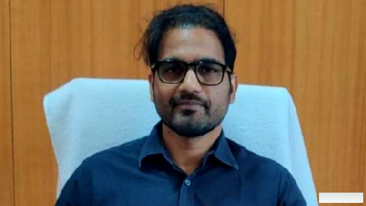 कर्नाटक पशु चिकित्सा मामले के केंद्र में आईएएस अधिकारी को लापता होने के विवाद के बाद गिरफ्तार किया गया