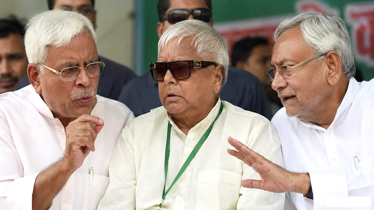 इतना बड़ा झूठ लालू यादव ही बोल सकते हैं'- नीतीश कुमार के वाकये पर शिवानंद तिवारी ने क्यों लिखा ऐसा?