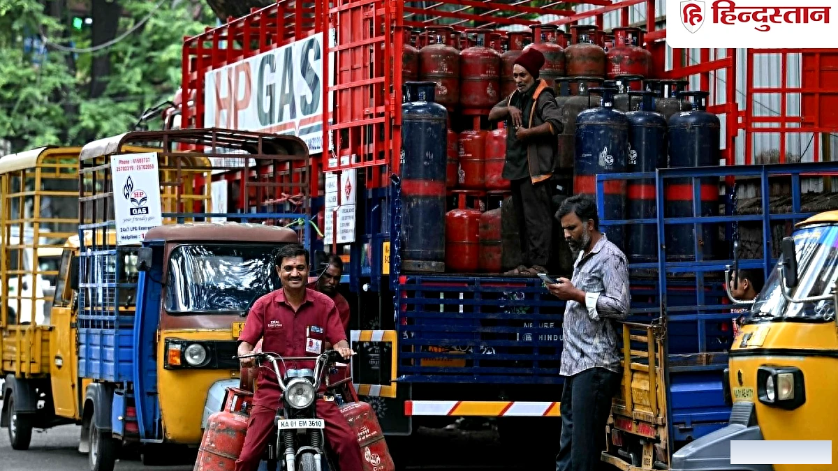 1 सितंबर को LPG सिलेंडर सस्ता होगा या महंगा? कभी ₹115 बढ़ा तो कभी ₹166 कम हुआ
